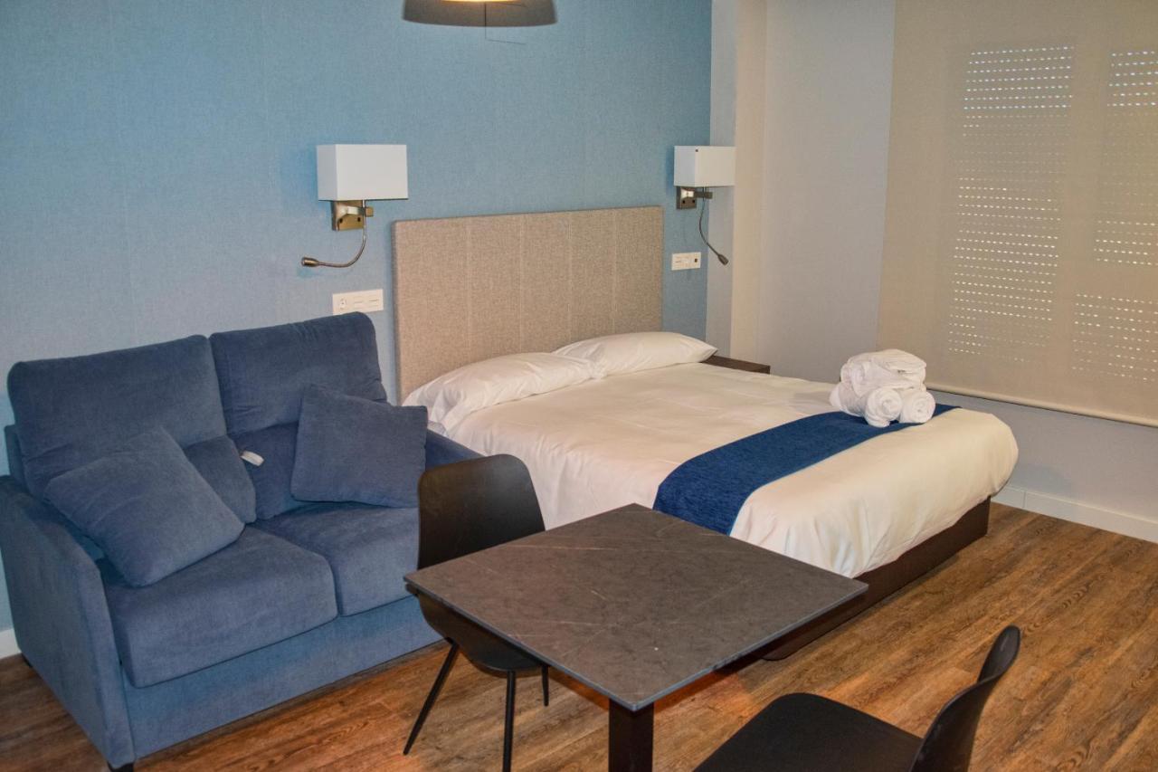 Aparthotel Essenzia De Castilla アランダ・デ・ドゥエロ エクステリア 写真