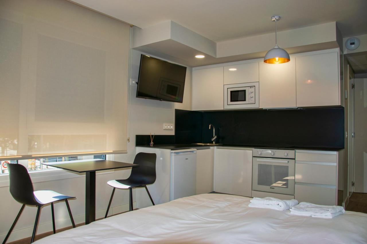 Aparthotel Essenzia De Castilla アランダ・デ・ドゥエロ エクステリア 写真