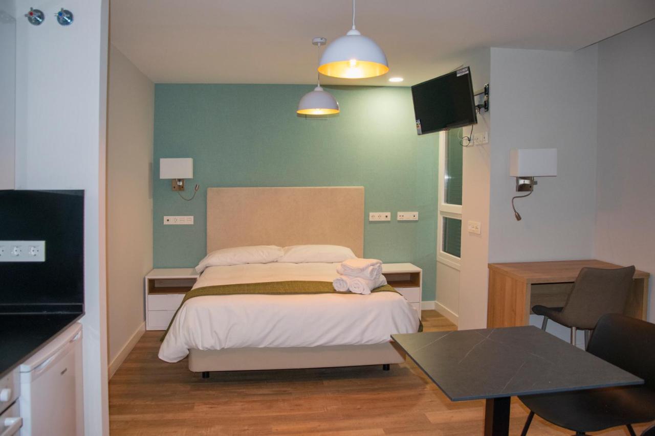Aparthotel Essenzia De Castilla アランダ・デ・ドゥエロ エクステリア 写真