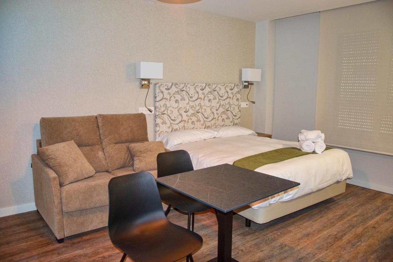 Aparthotel Essenzia De Castilla アランダ・デ・ドゥエロ エクステリア 写真