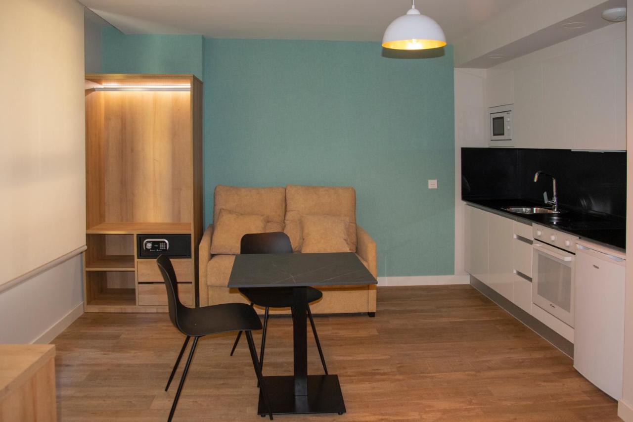 Aparthotel Essenzia De Castilla アランダ・デ・ドゥエロ エクステリア 写真