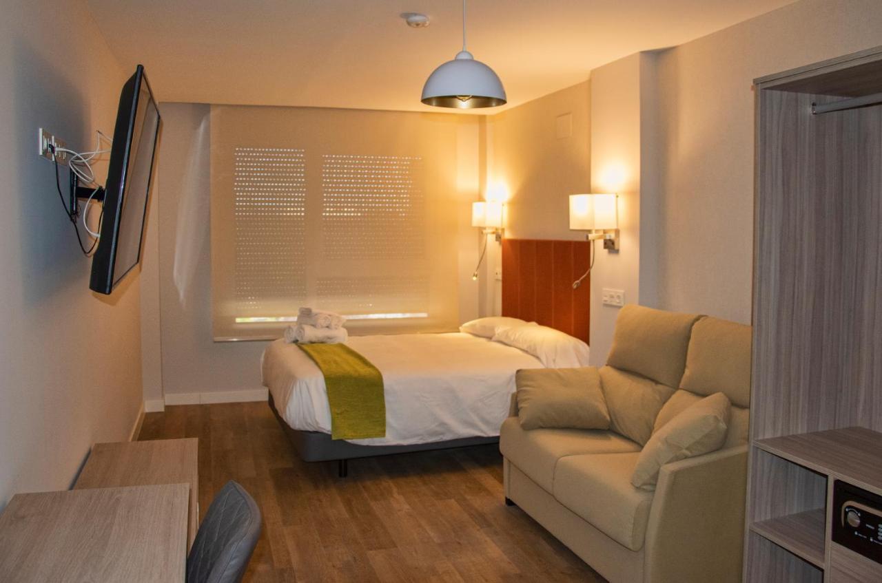Aparthotel Essenzia De Castilla アランダ・デ・ドゥエロ エクステリア 写真